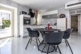 Crikvenica Apartments