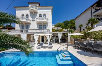 Crikvenica Apartments