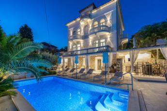 Crikvenica Apartments