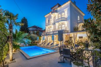 Crikvenica Apartments